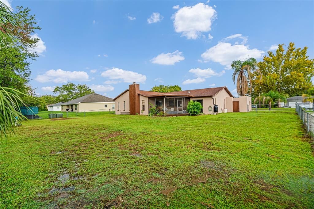 For Sale: $279,900 (3 beds, 2 baths, 1882 Square Feet)