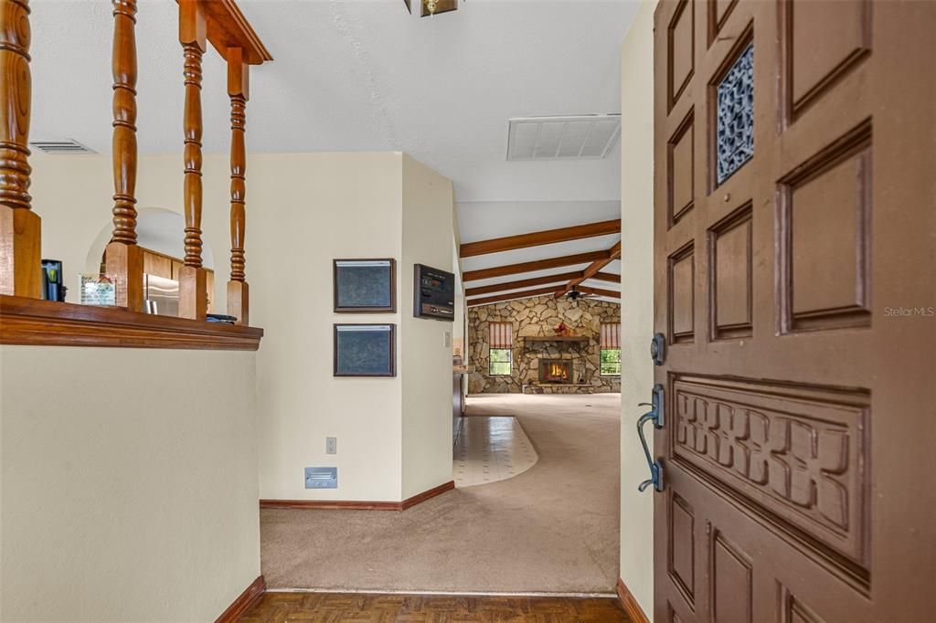 For Sale: $279,900 (3 beds, 2 baths, 1882 Square Feet)