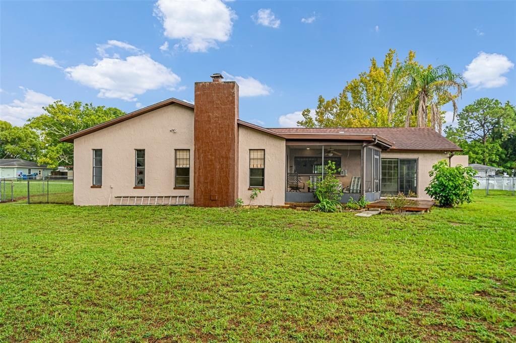 For Sale: $279,900 (3 beds, 2 baths, 1882 Square Feet)