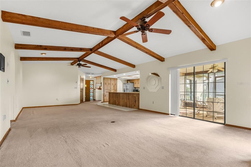 For Sale: $279,900 (3 beds, 2 baths, 1882 Square Feet)