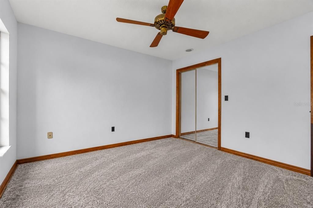 For Sale: $279,900 (3 beds, 2 baths, 1882 Square Feet)