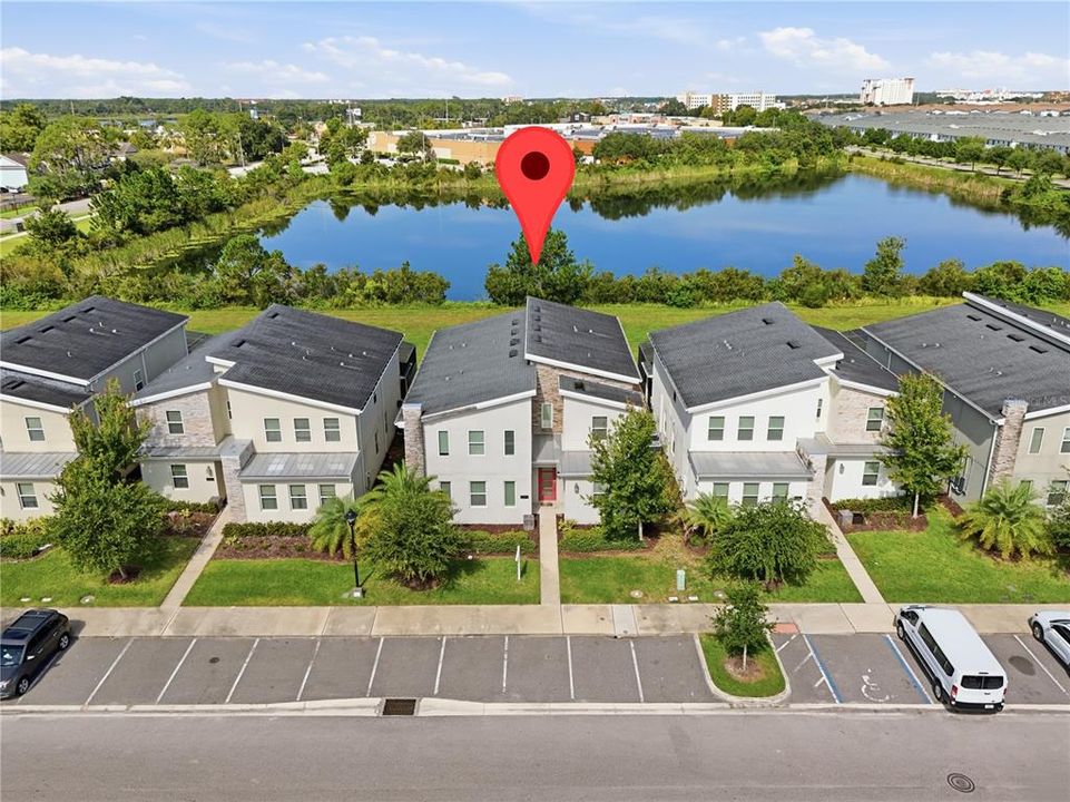 На продажу: $848,000 (8 спален, 5 ванн, 4411 Квадратных фут)