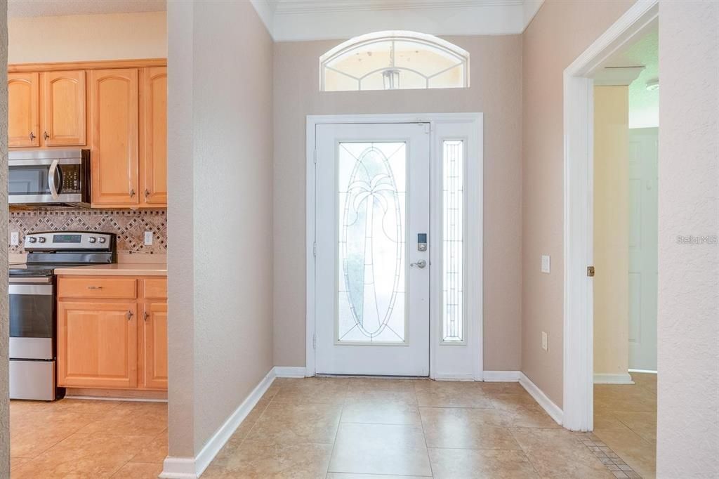 For Rent: $3,350 (4 beds, 2 baths, 1684 Square Feet)