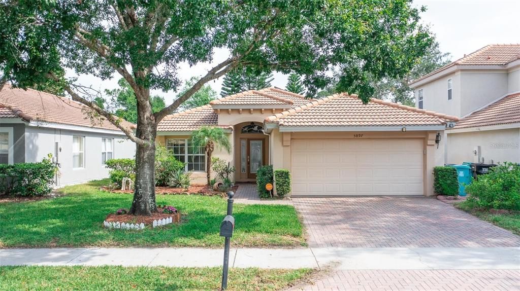 For Rent: $3,350 (4 beds, 2 baths, 1684 Square Feet)