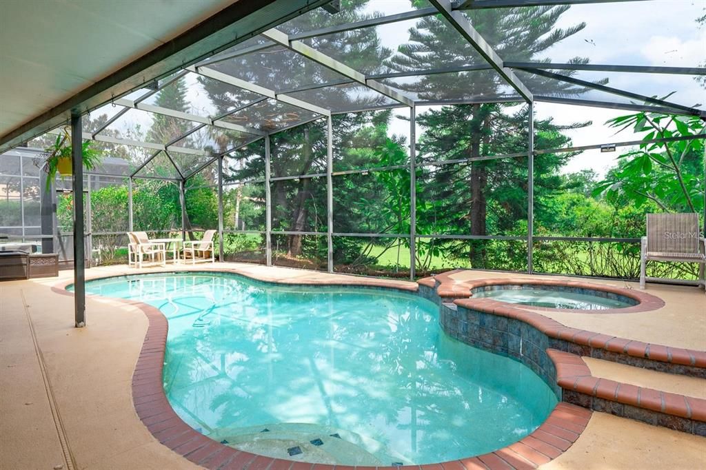 For Rent: $3,350 (4 beds, 2 baths, 1684 Square Feet)