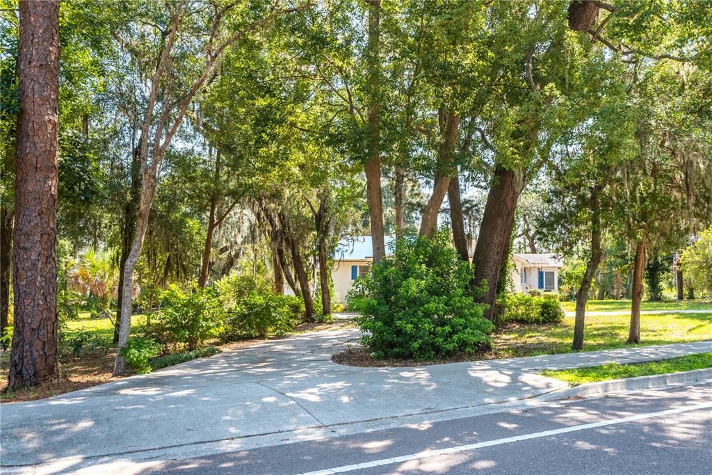 For Sale: $575,000 (4 beds, 2 baths, 2313 Square Feet)