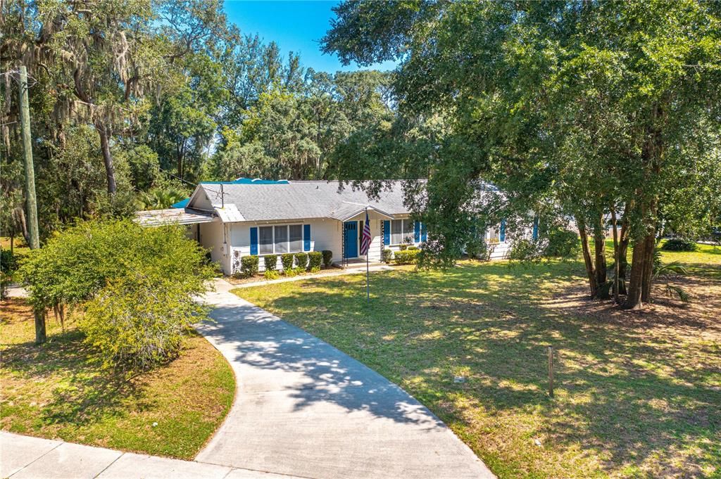 For Sale: $575,000 (4 beds, 2 baths, 2313 Square Feet)