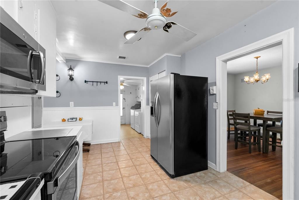 For Sale: $575,000 (4 beds, 2 baths, 2313 Square Feet)