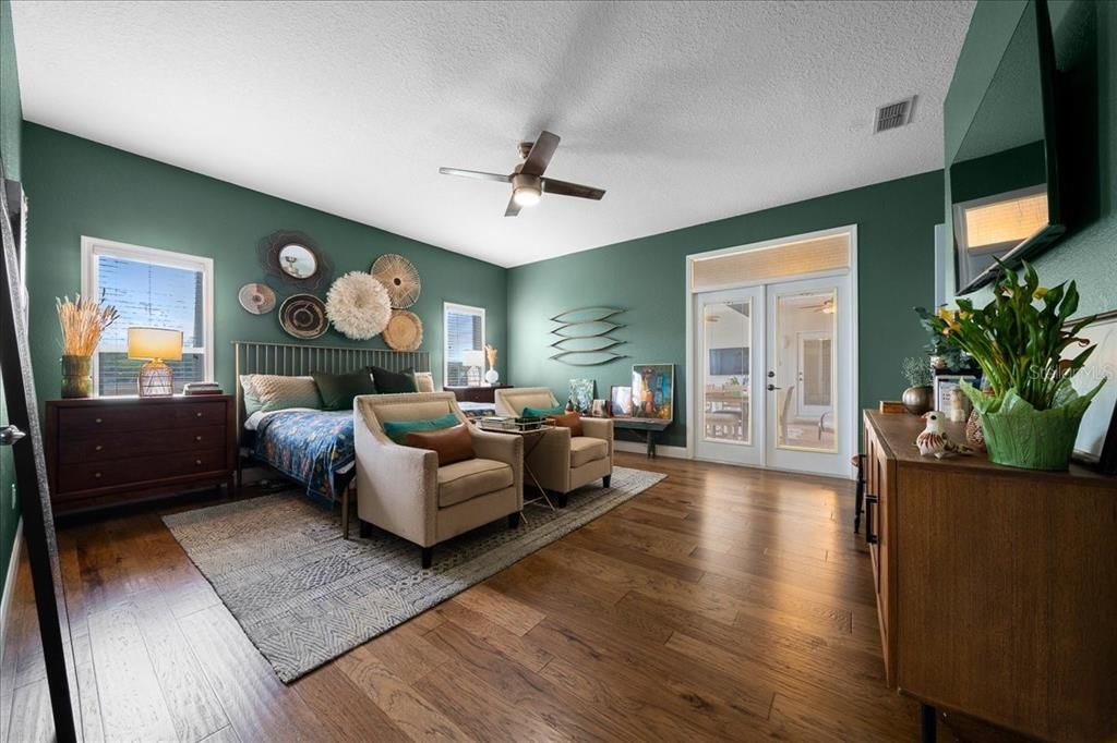 For Sale: $679,900 (4 beds, 4 baths, 3485 Square Feet)