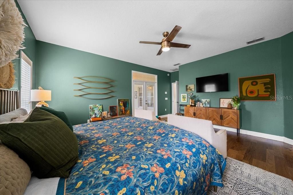 For Sale: $679,900 (4 beds, 4 baths, 3485 Square Feet)