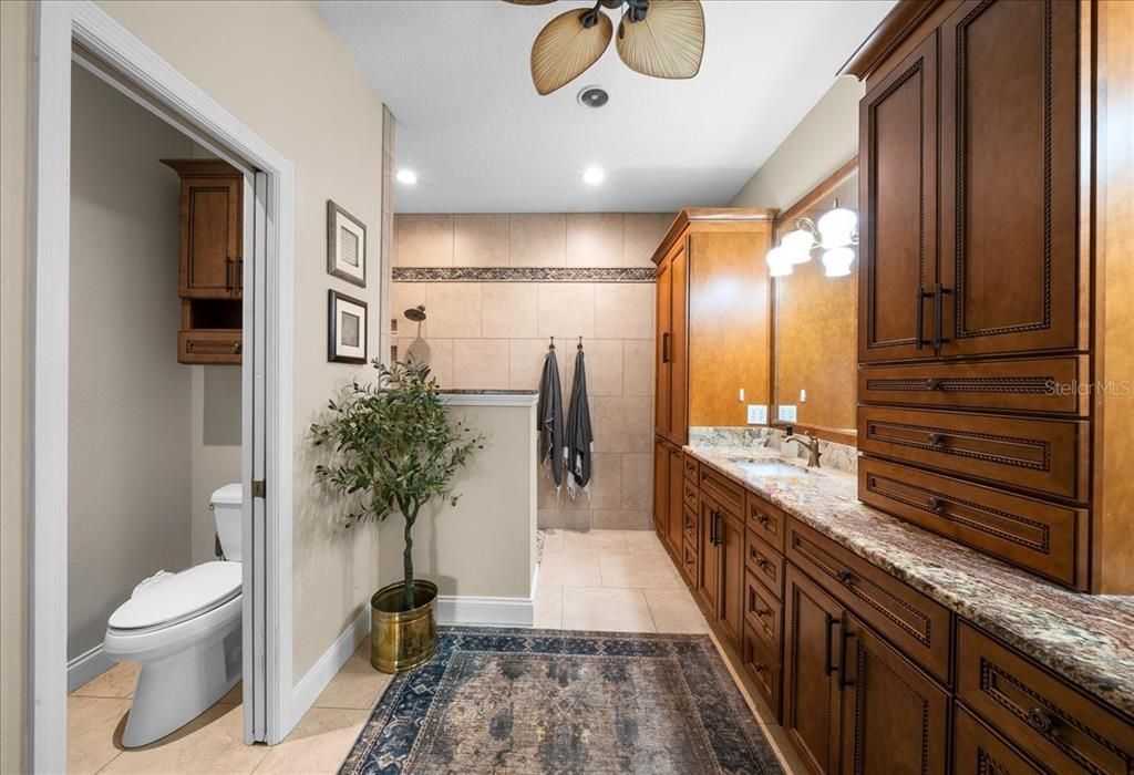 For Sale: $679,900 (4 beds, 4 baths, 3485 Square Feet)