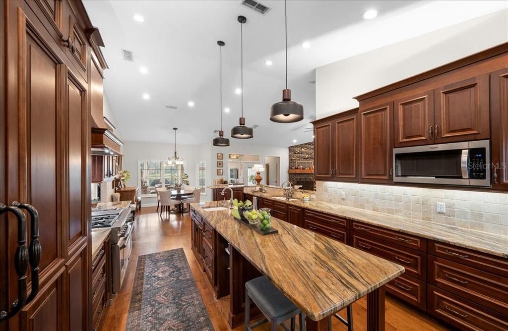 For Sale: $679,900 (4 beds, 4 baths, 3485 Square Feet)
