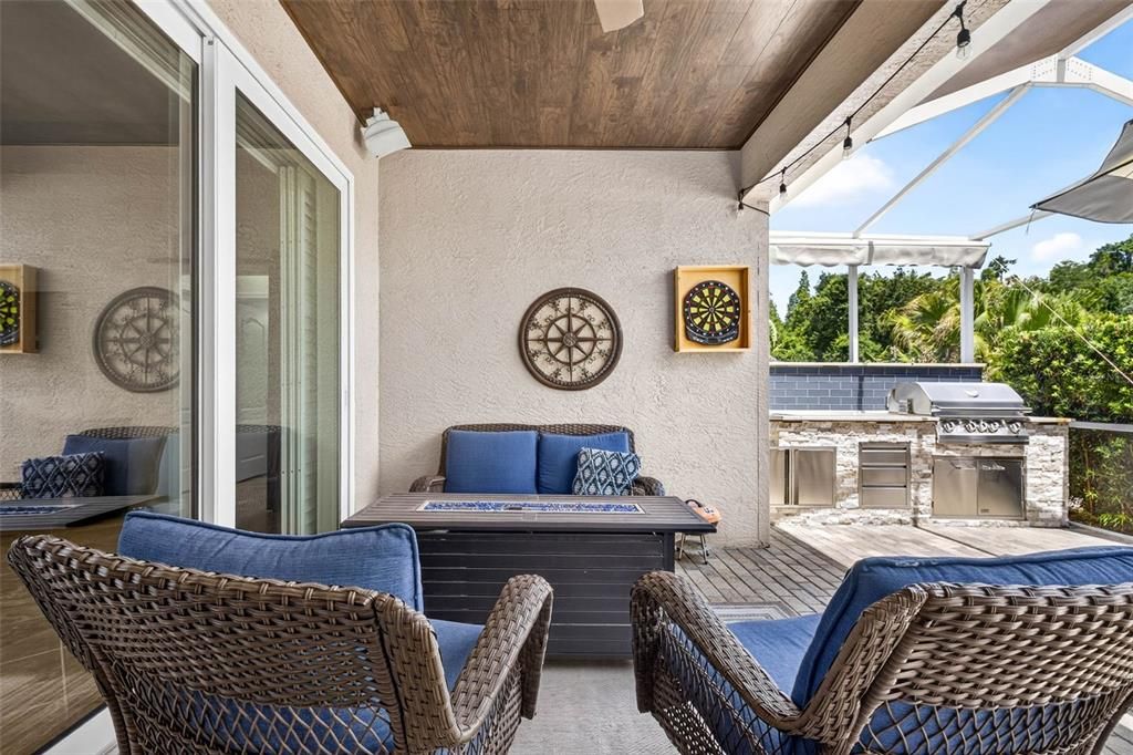 For Rent: $3,000 (4 beds, 3 baths, 2162 Square Feet)