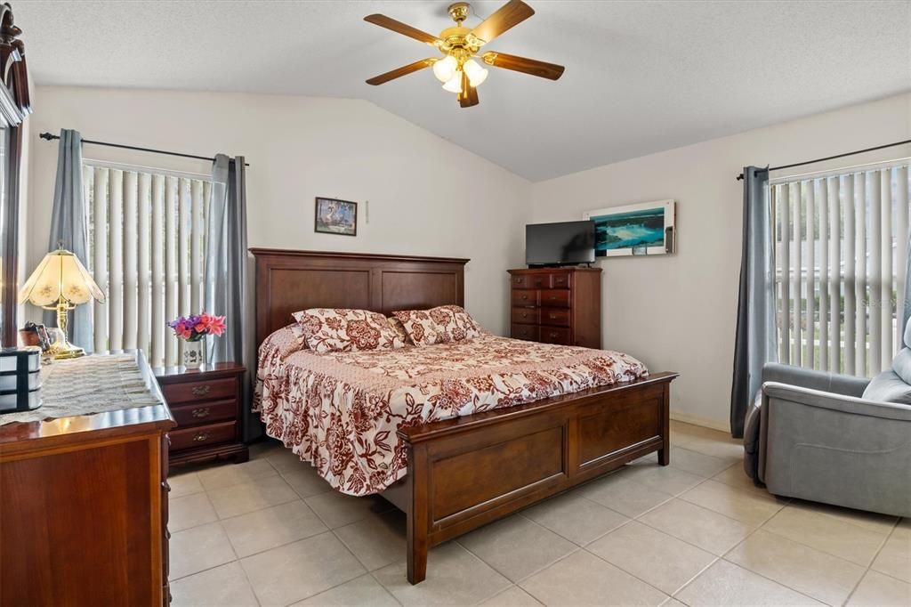 En Venta: $264,950 (3 camas, 2 baños, 1220 Pies cuadrados)