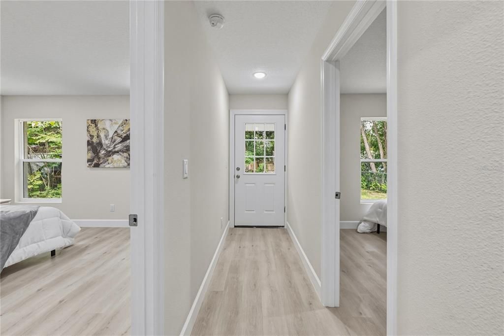For Sale: $299,900 (3 beds, 2 baths, 1314 Square Feet)