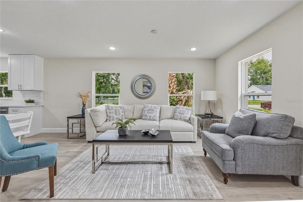 For Sale: $299,900 (3 beds, 2 baths, 1314 Square Feet)