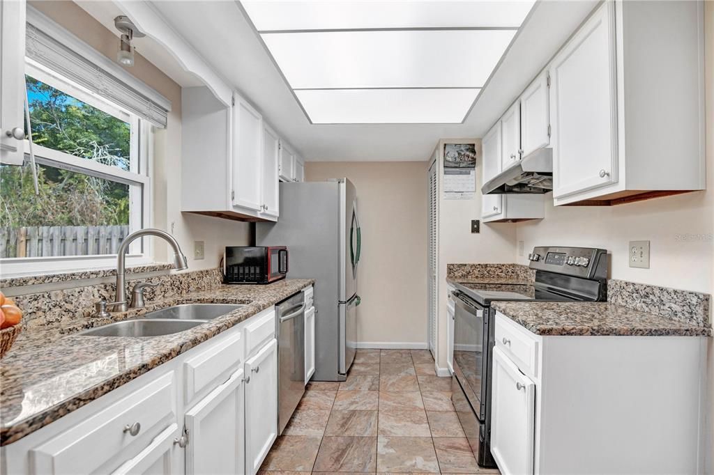 En Venta: $350,000 (3 camas, 2 baños, 1151 Pies cuadrados)