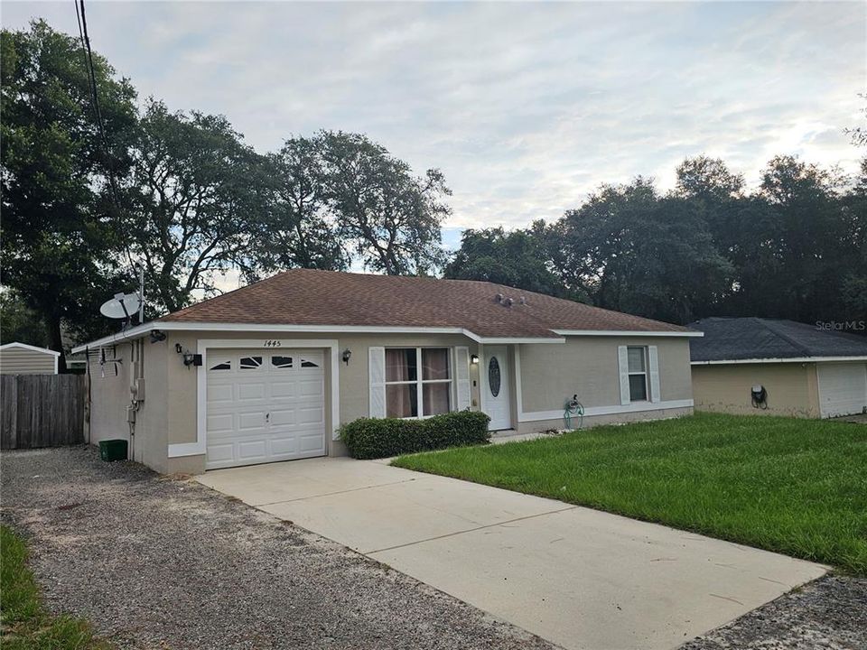 For Sale: $260,000 (3 beds, 2 baths, 1158 Square Feet)