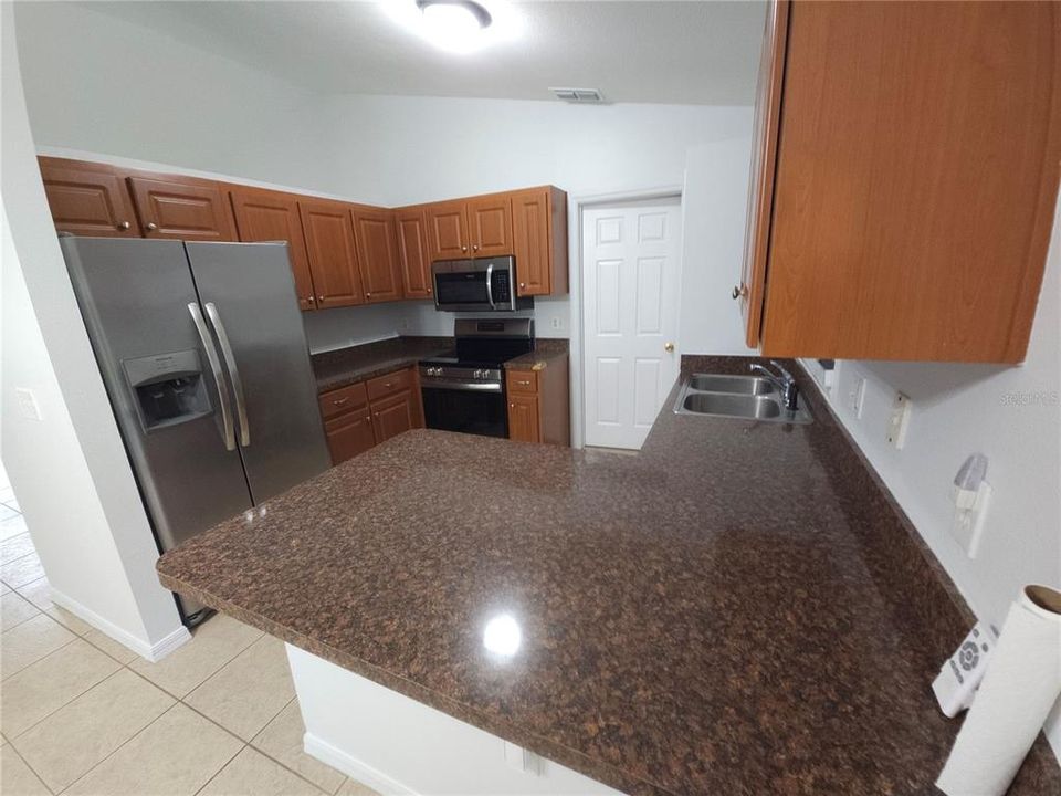 For Sale: $260,000 (3 beds, 2 baths, 1158 Square Feet)
