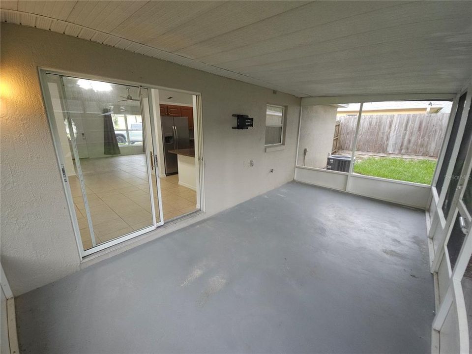 For Sale: $260,000 (3 beds, 2 baths, 1158 Square Feet)