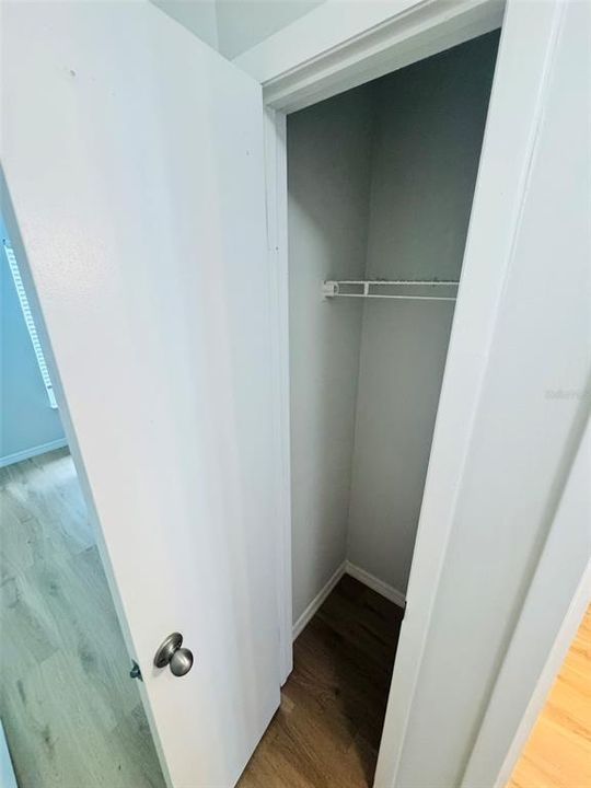 For Sale: $188,000 (2 beds, 2 baths, 960 Square Feet)