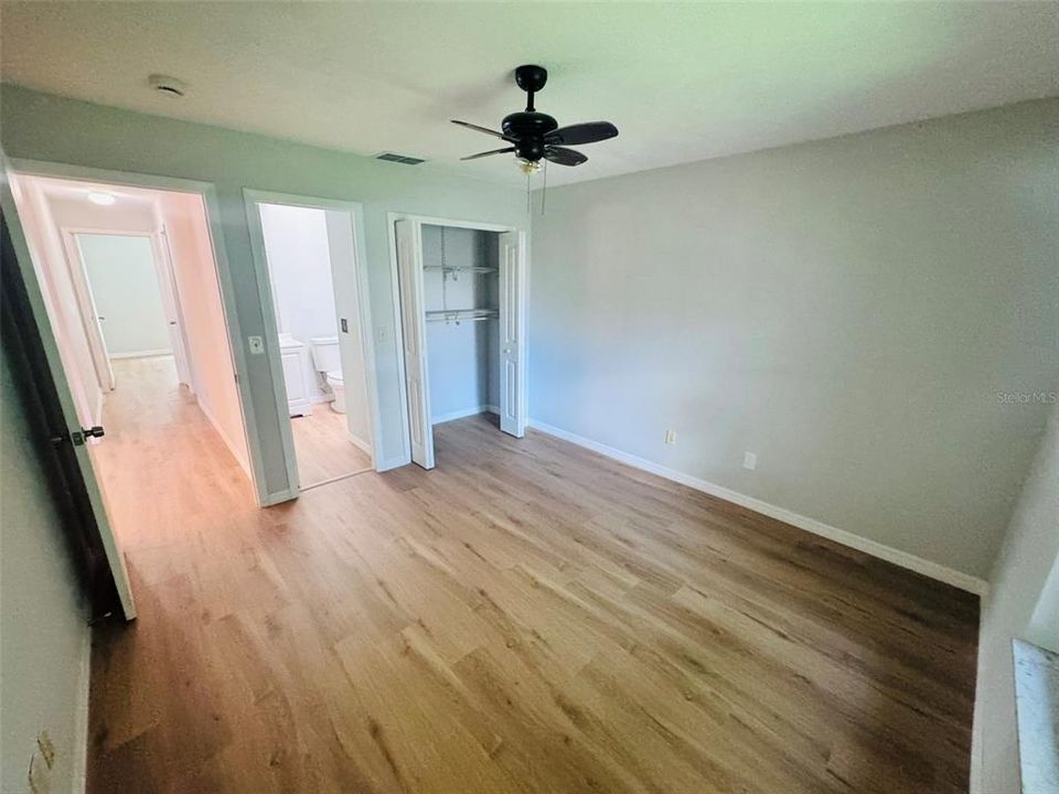 For Sale: $188,000 (2 beds, 2 baths, 960 Square Feet)