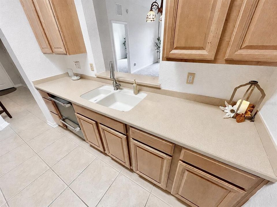 En Venta: $215,000 (3 camas, 2 baños, 1248 Pies cuadrados)