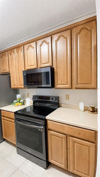 En Venta: $215,000 (3 camas, 2 baños, 1248 Pies cuadrados)