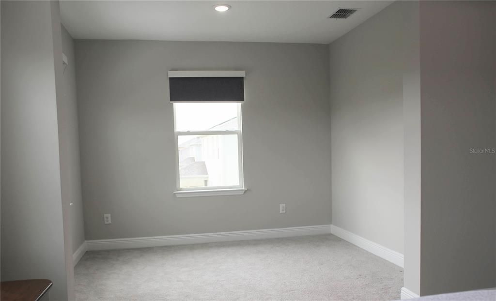 For Rent: $3,500 (5 beds, 3 baths, 3313 Square Feet)