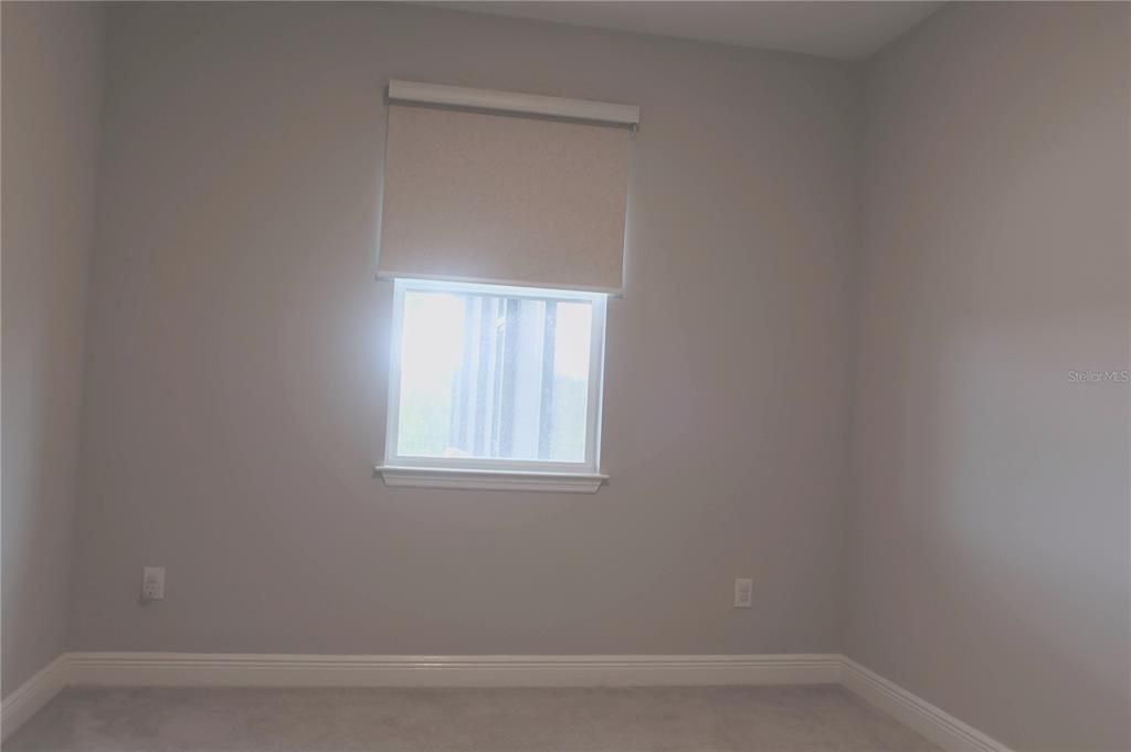 For Rent: $3,500 (5 beds, 3 baths, 3313 Square Feet)