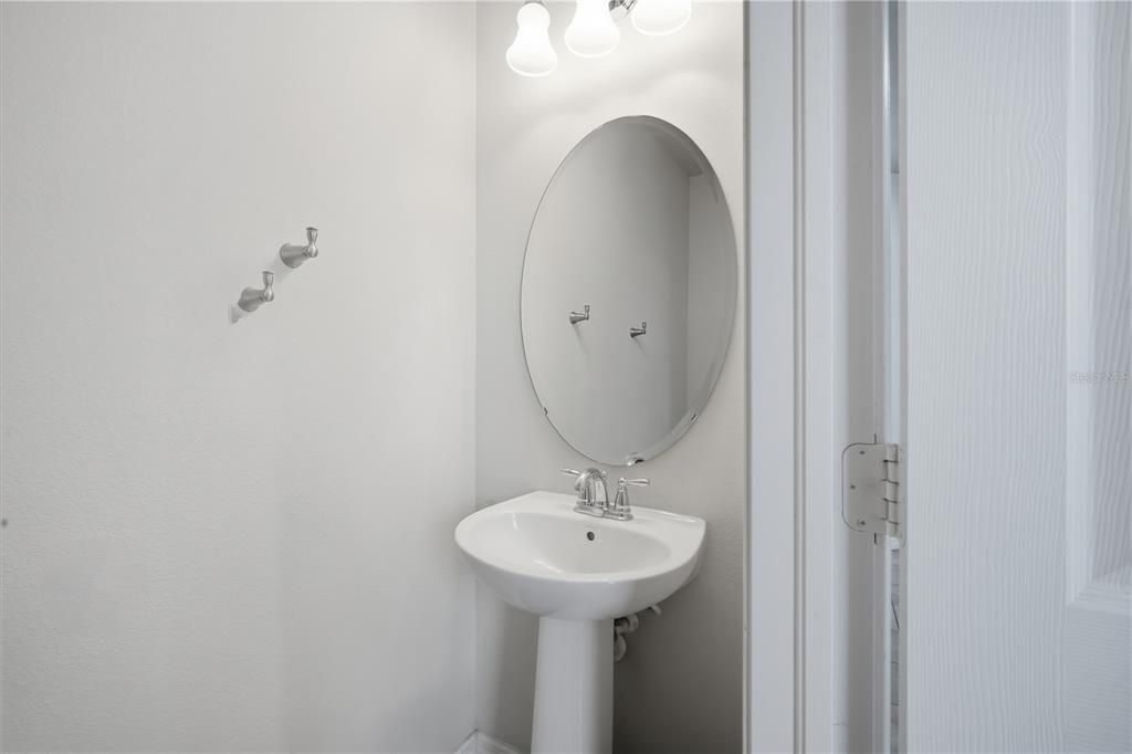 В аренду: $1,825 (2 спален, 2 ванн, 1280 Квадратных фут)