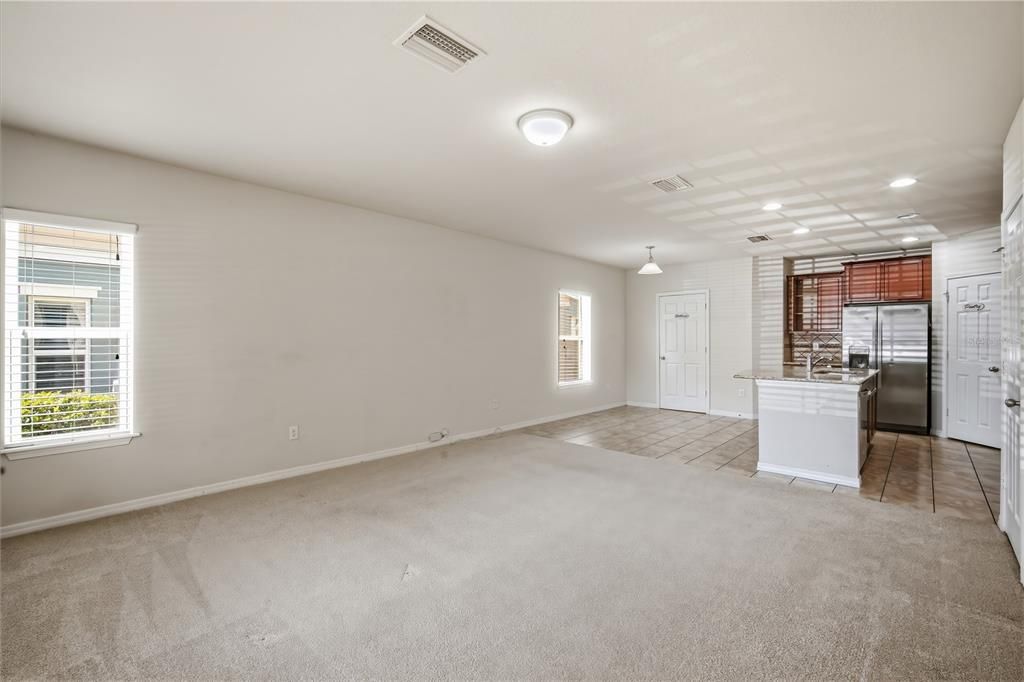 В аренду: $1,825 (2 спален, 2 ванн, 1280 Квадратных фут)