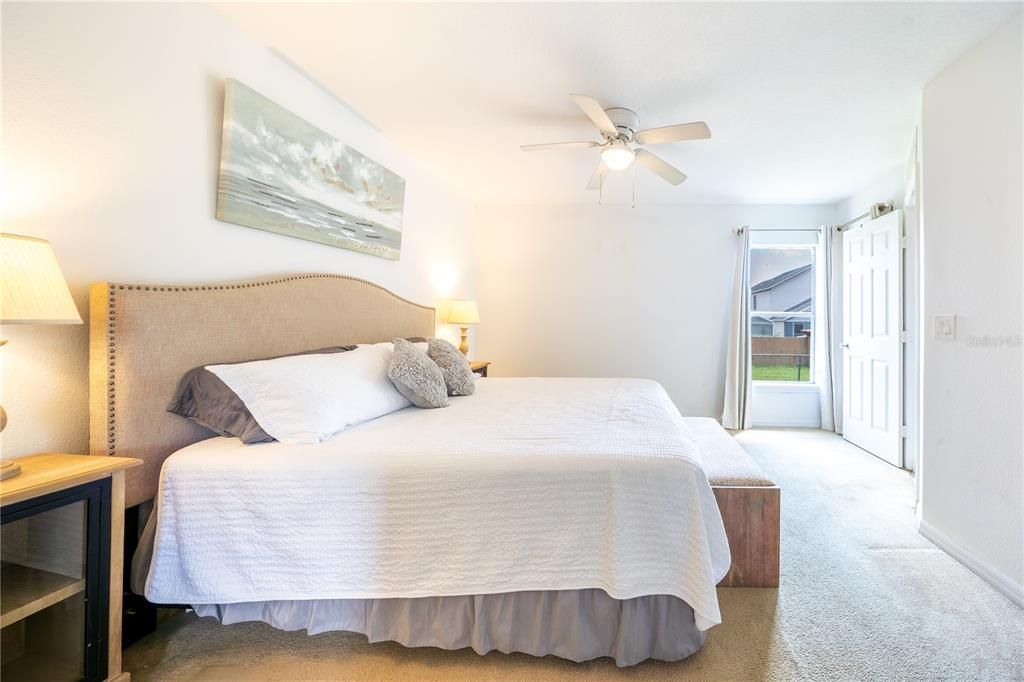 For Rent: $1,800 (3 beds, 2 baths, 1202 Square Feet)