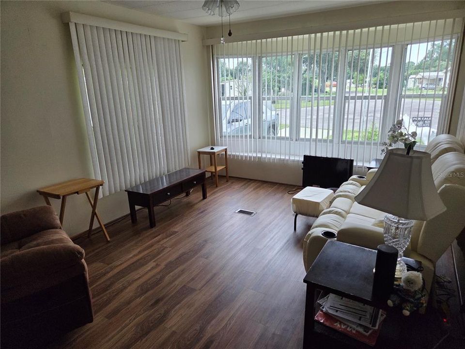 En Venta: $185,000 (2 camas, 2 baños, 576 Pies cuadrados)