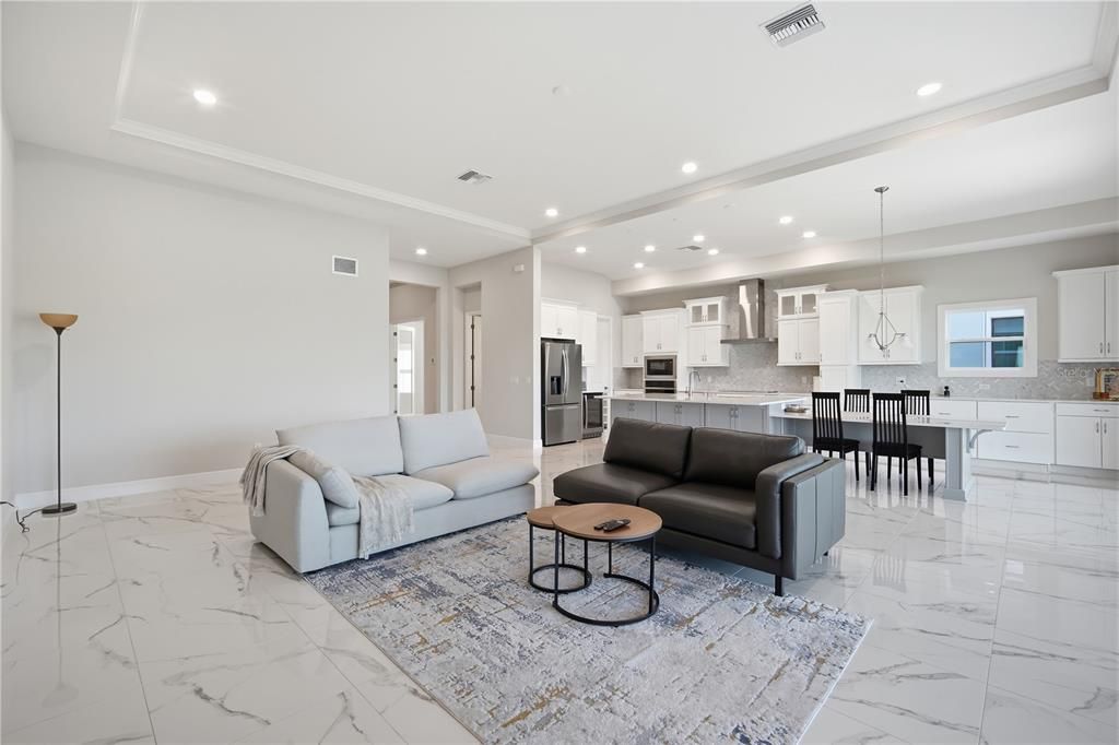 For Rent: $3,995 (3 beds, 3 baths, 2749 Square Feet)