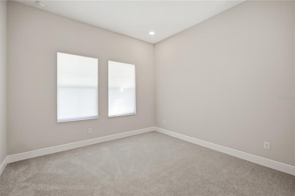 For Rent: $3,995 (3 beds, 3 baths, 2749 Square Feet)