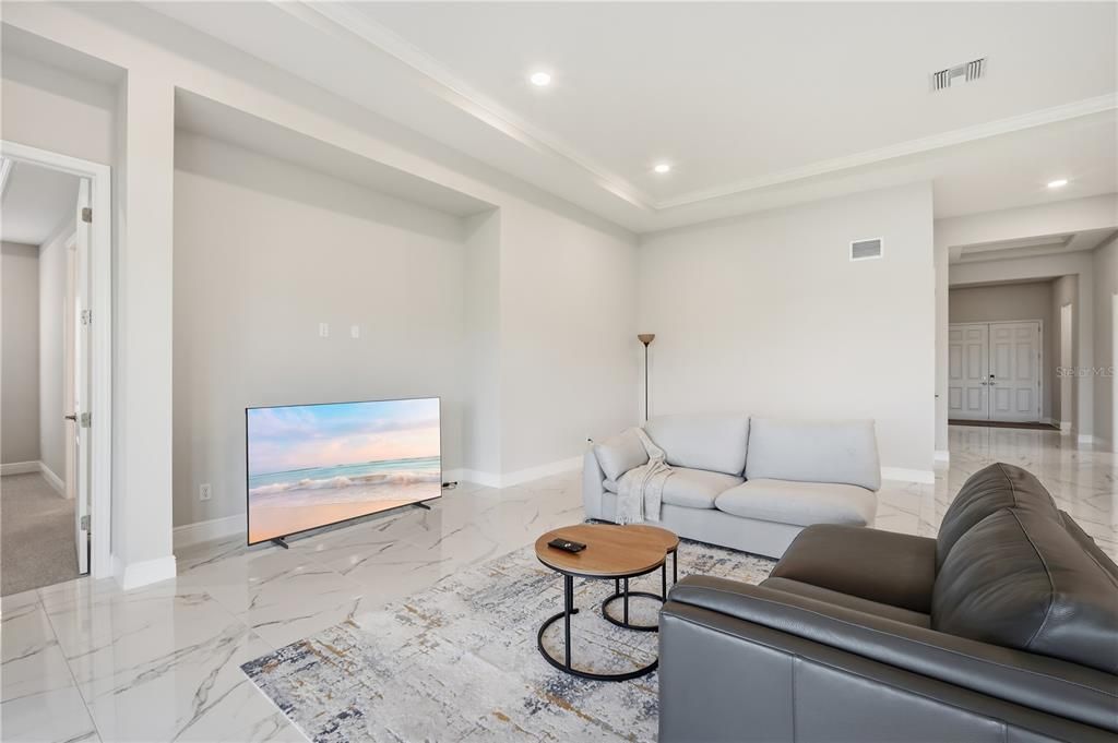 For Rent: $3,995 (3 beds, 3 baths, 2749 Square Feet)
