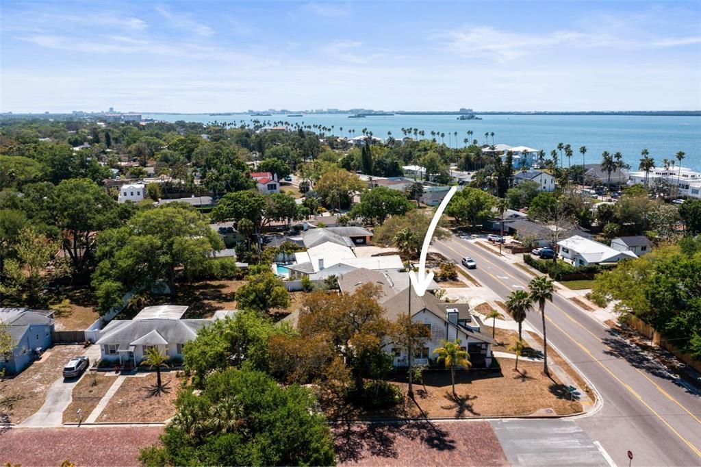 For Rent: $3,500 (3 beds, 2 baths, 1964 Square Feet)
