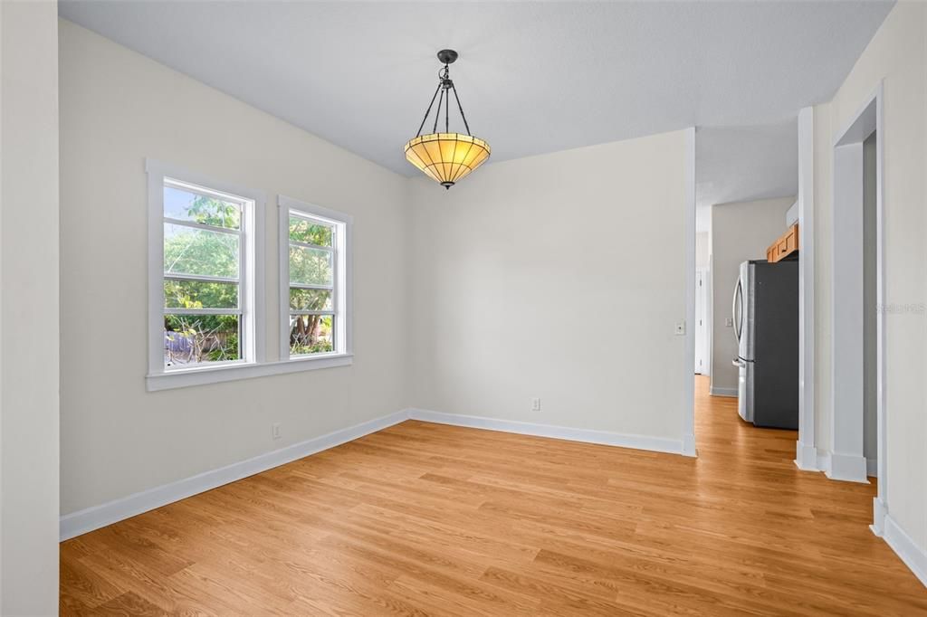 For Rent: $3,500 (3 beds, 2 baths, 1964 Square Feet)