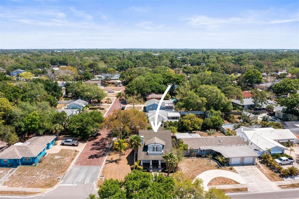 For Rent: $3,500 (3 beds, 2 baths, 1964 Square Feet)