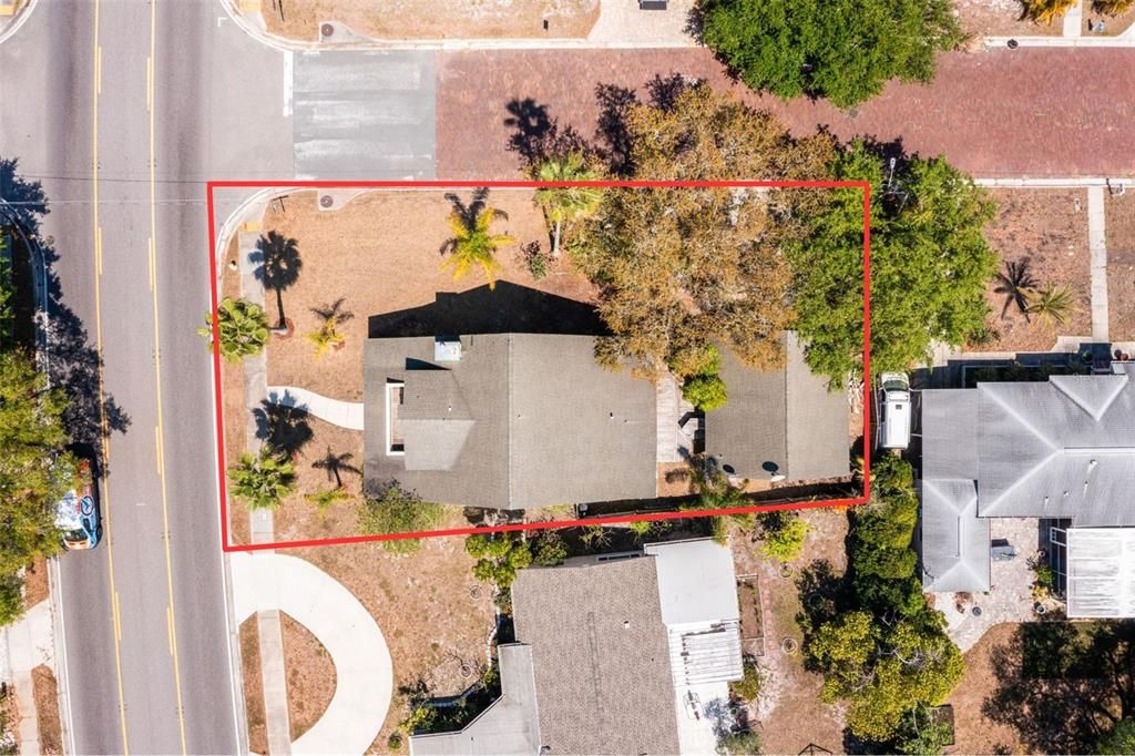 For Rent: $3,500 (3 beds, 2 baths, 1964 Square Feet)