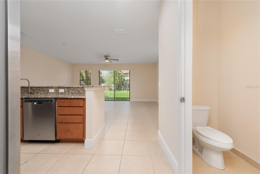 En Venta: $354,900 (3 camas, 2 baños, 1672 Pies cuadrados)