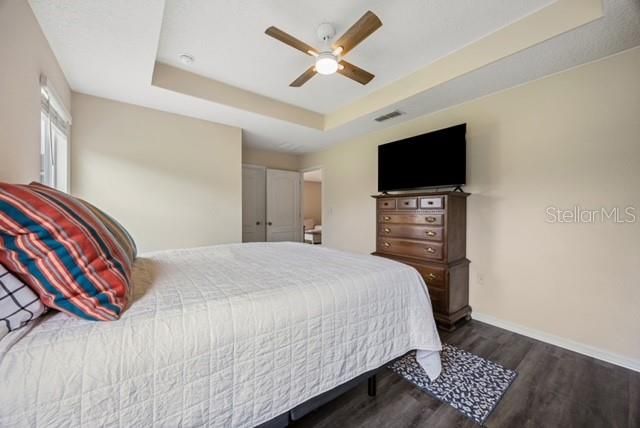 For Rent: $1,800 (3 beds, 2 baths, 1219 Square Feet)