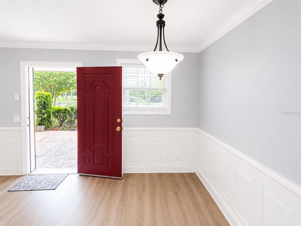 For Rent: $900 (2 beds, 1 baths, 646 Square Feet)