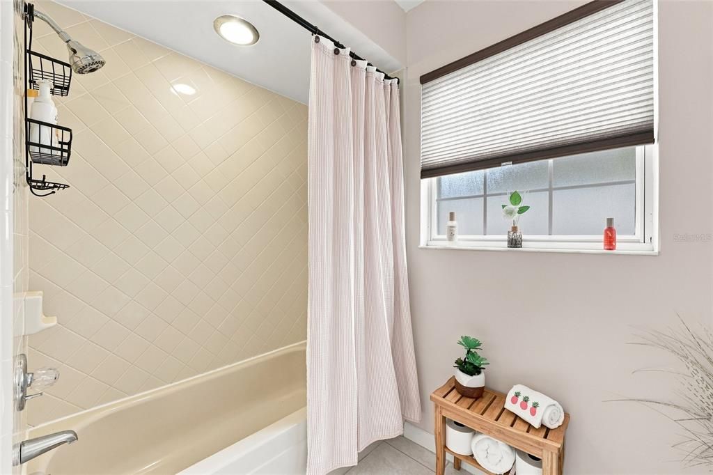 For Sale: $419,500 (3 beds, 2 baths, 2056 Square Feet)