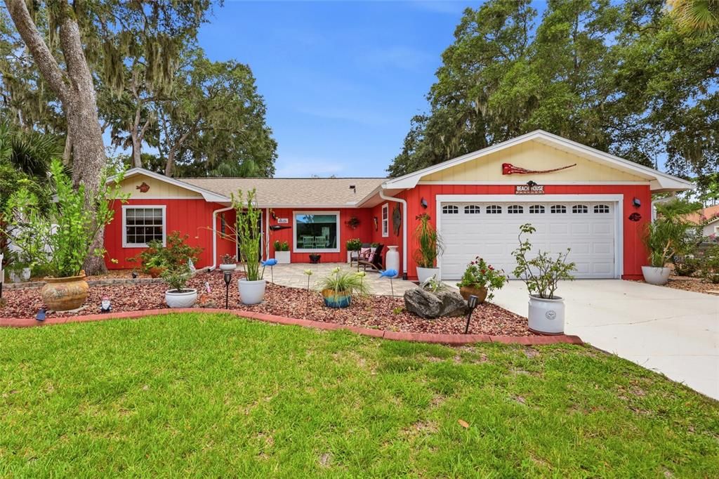 For Sale: $419,500 (3 beds, 2 baths, 2056 Square Feet)