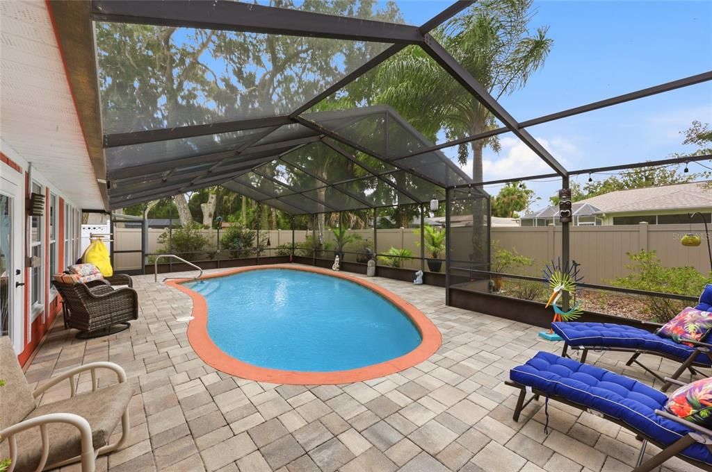 For Sale: $419,500 (3 beds, 2 baths, 2056 Square Feet)