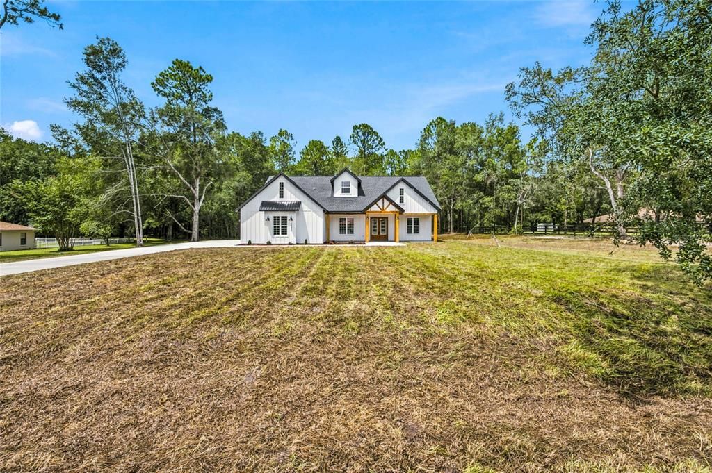 На продажу: $599,900 (4 спален, 3 ванн, 2307 Квадратных фут)