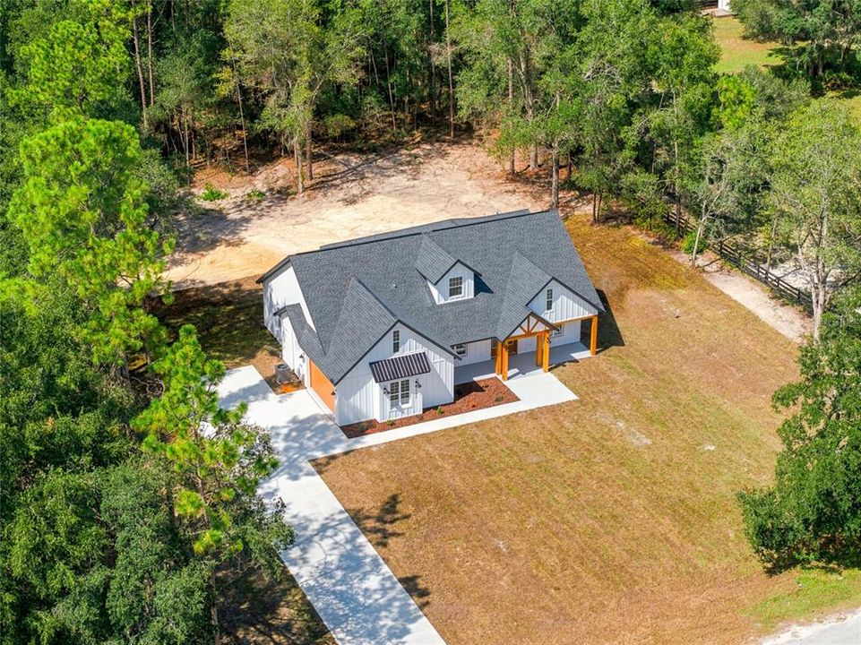 На продажу: $599,900 (4 спален, 3 ванн, 2307 Квадратных фут)