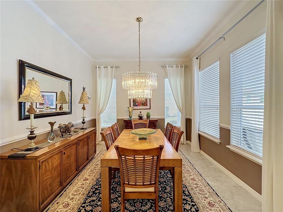 En Venta: $600,000 (3 camas, 2 baños, 2876 Pies cuadrados)